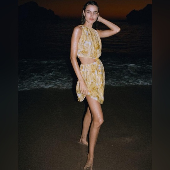 Faithfull the Brand Enditha Cutout Mini Dress, Willa Floral Print, Size 2 NWT - Picture 14 of 15